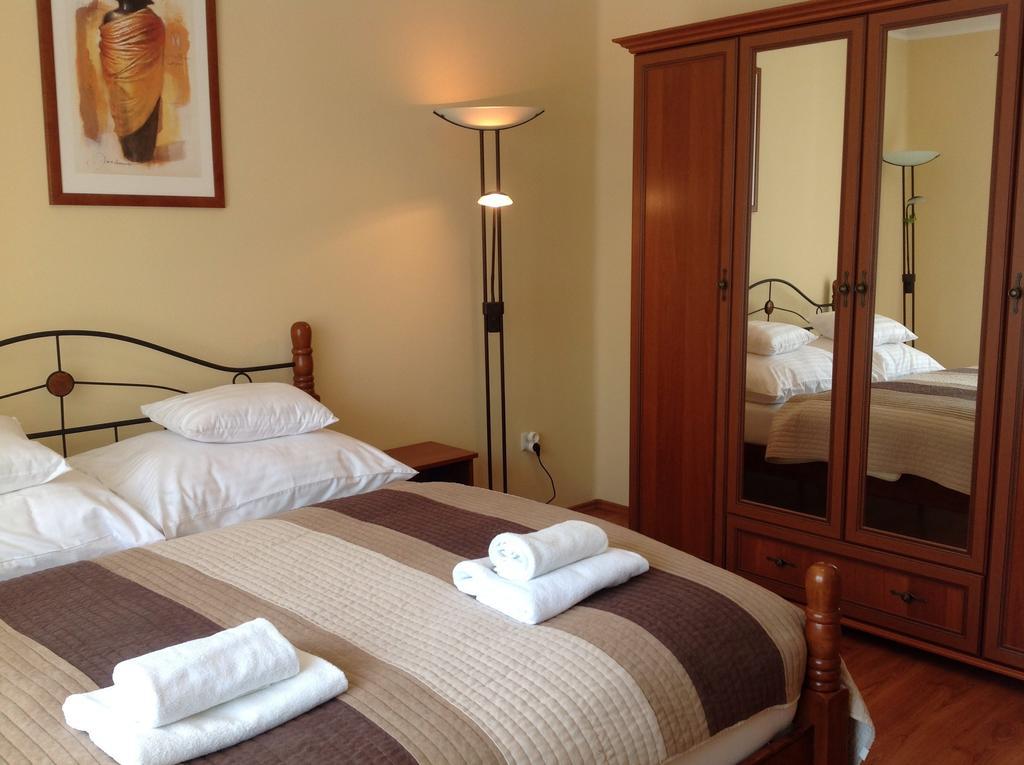 Hévíz Apartment Villa Attila חדר תמונה
